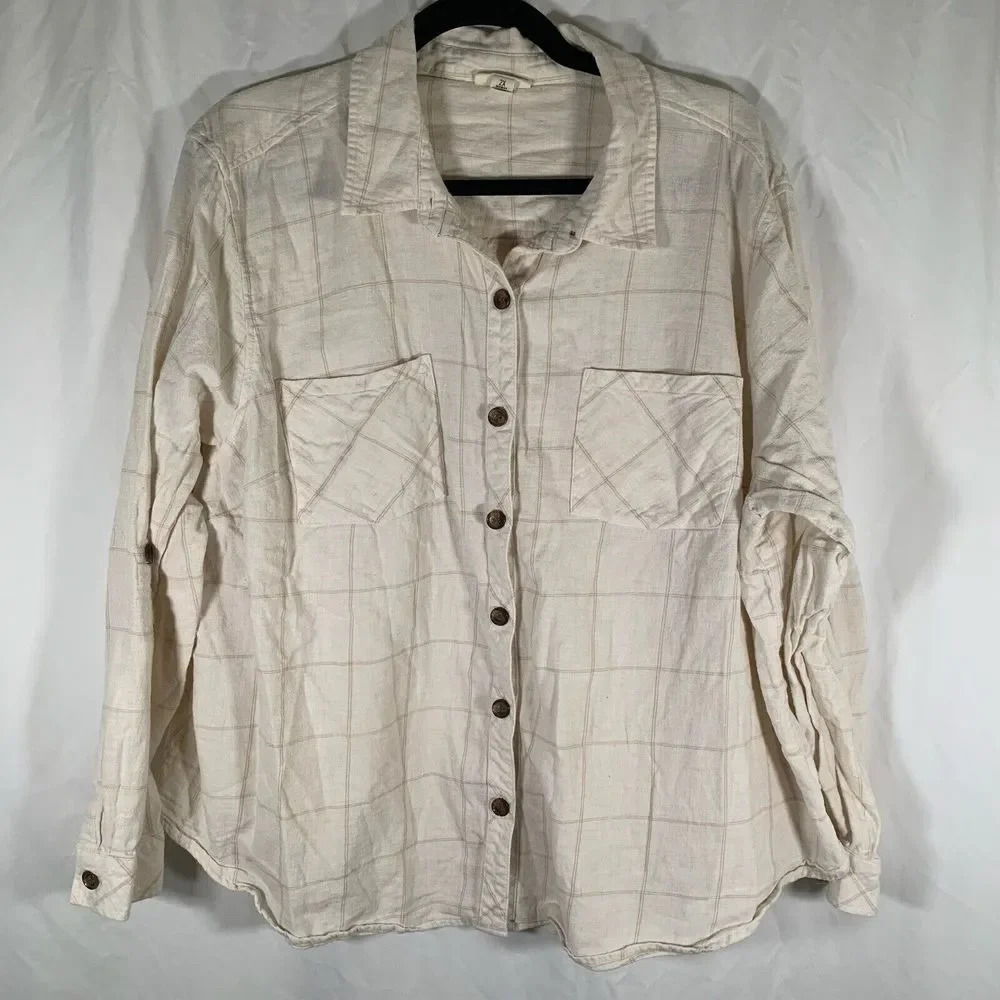 a.n.a Shirt Women’s 2X Off White Button Down Long Sleeve Collared Shirt
